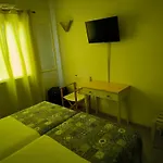 Geminis Hotel 2*