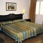 Geminis Hotel