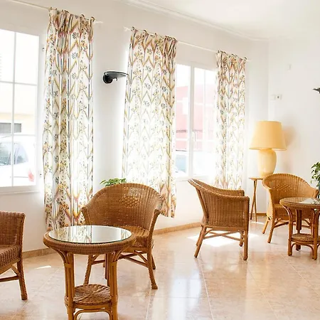 Geminis Hotel