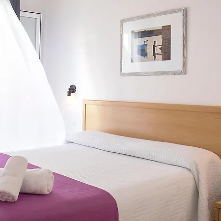 Geminis 2* Ciutadella (Menorca)