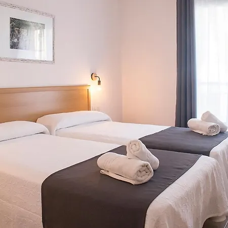 Geminis Hotel