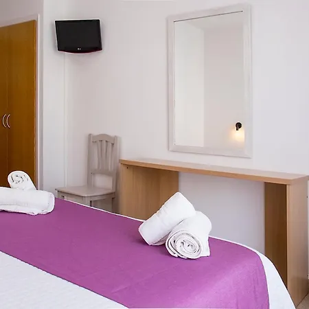 Geminis Hotel