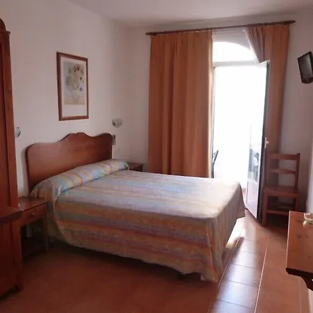 Geminis 2* Ciutadella (Menorca)