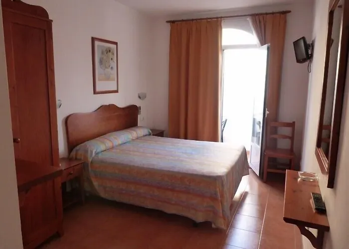 Geminis 2* Ciutadella (Menorca)